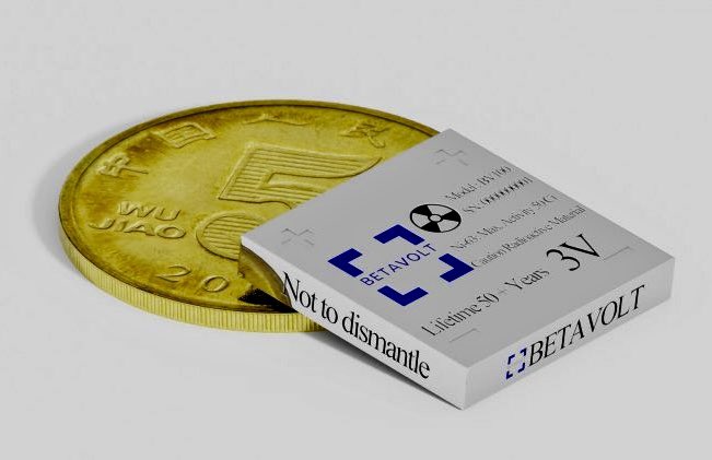 ¿UNA BATERÍA NUCLEAR QUE DURA 50 AÑOS?
 
La compañía china Betavolt ha anunciado que ha desarrollado la batería BV100, construida con el isótopo radiactivo níquel-63 y un material semiconductor de diamante, que proporciona 0,1 mW de potencia y 3 V de tensión durante 50 años.
