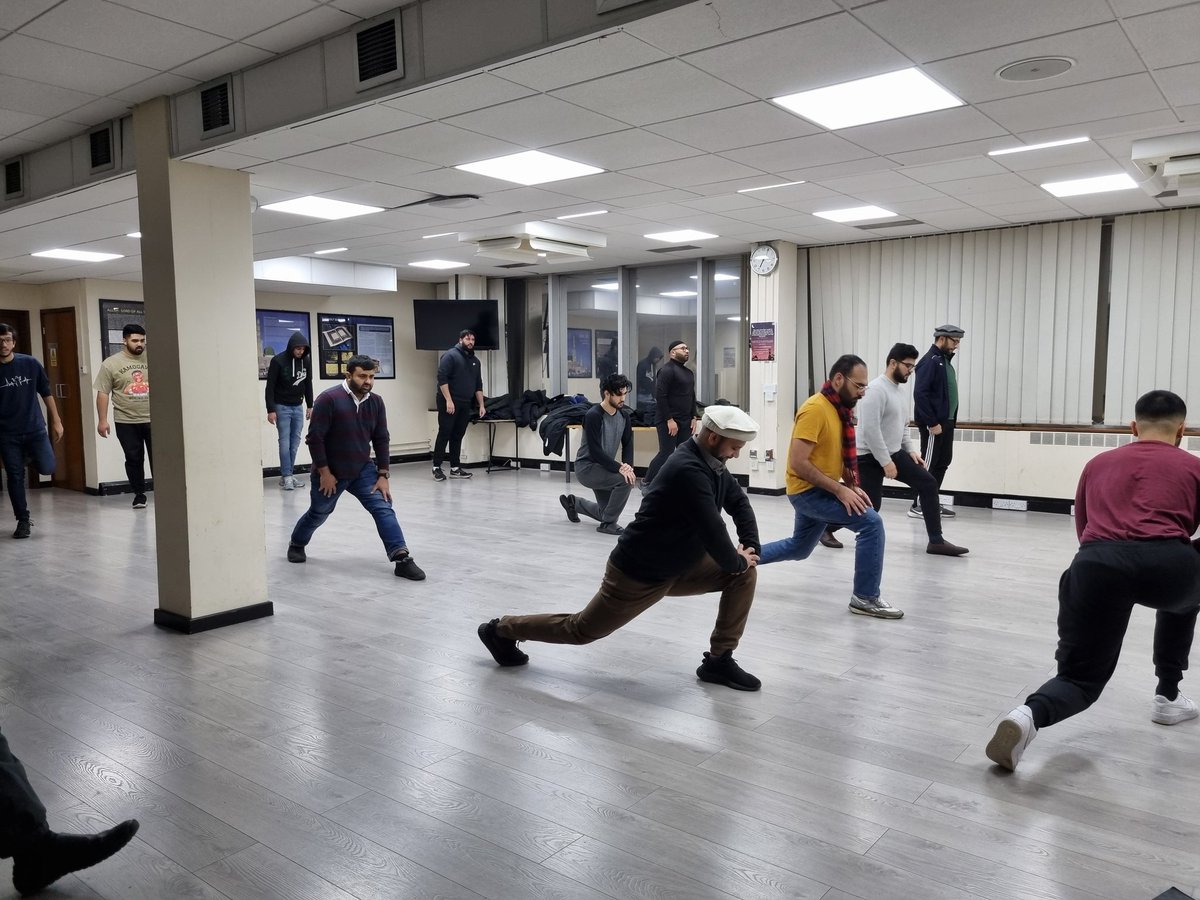 Progressing Spiritually and Physically together - @MKA_BaitulEhsan Khuddam coming together for Fajr Fit - strengthening mind, body and soul. Join us next time insha'Allah!