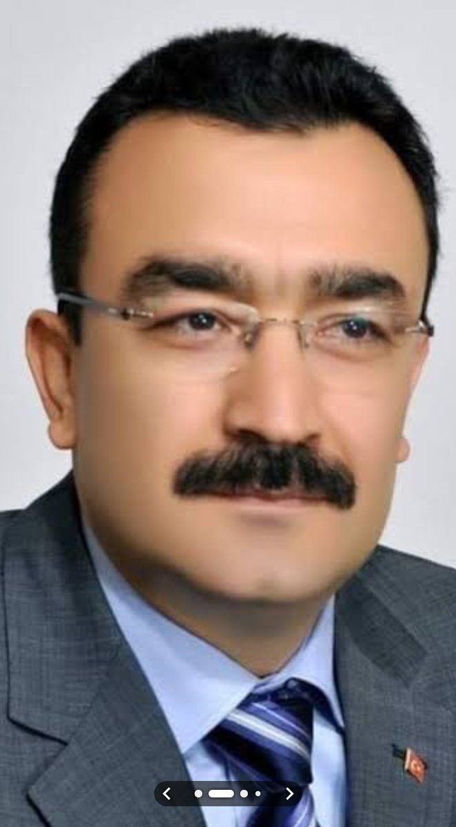 Çok iyi bir arkadaş, çok kıymetli bir dost, hatta candan öte bir can idi. Erken yaşta Rahmet-i Rahman'a kavuştu. Vefat yıldönümünde rahmetle, özlemle, dualarla anıyorum. Gönlümüzdeki yeri her zaman taze, can dostum #HasanHüseyinTürkoğlu'nun.