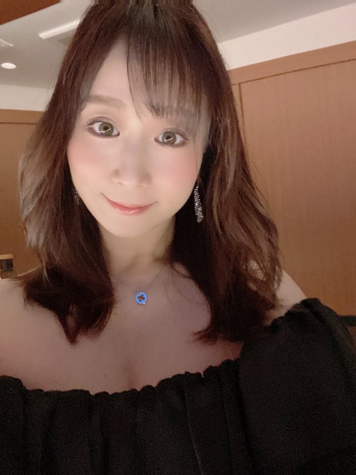 ラビリンス今日は17時〜あけますよ😏 https://t.co/zAYC73w2yE<a href="/tag/tea"class="tags"><span>#tea</span></a><a href="/tag/%E5%B7%9D%E4%B8%8A%E3%82%86%E3%81%86"class="tags"><span>#川上ゆう</span></a><a href="/tag/%E5%8F%B0%E6%B9%BE%E3%82%A4%E3%83%99%E3%83%B3%E3%83%88"class="tags"><span>#台湾イベント</span></a>
