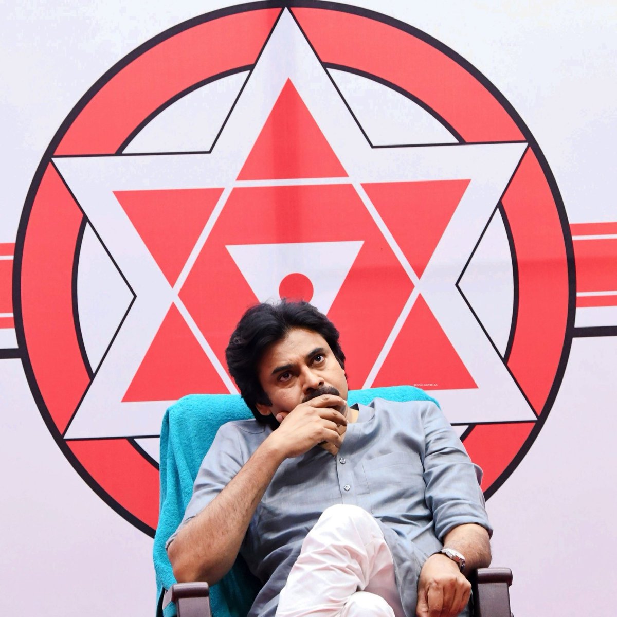 JSP_MISSION's tweet photo. @KarnatakaPSPKFC @PawanKalyan https://t.co/EJKyo0QVOT