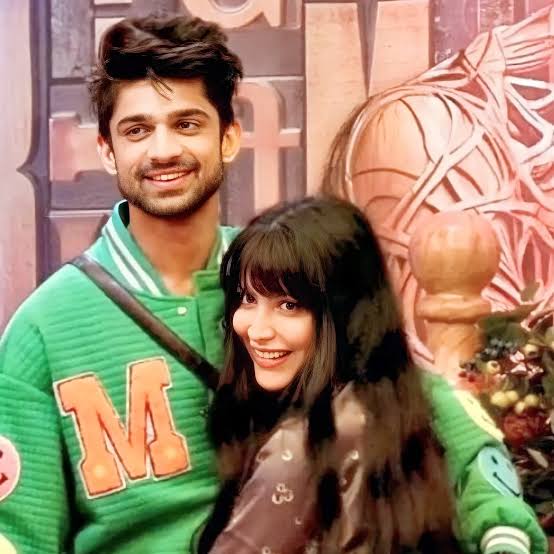 NimraJabbar3's tweet photo. Who is your favorite couple between #SamSha & #AbhiZaadi!
👀To ho jaye muqabla 😍 ❤️Ap k khyal men zyada beautiful jori konsi hai?
❤️Like for #SamarthJurel & #IshaMalviya𓃵
🔄Retweet for #KhanZaadi & #AbhiShekKumar 😍❤️
Like. Retweet https://t.co/y09UtlCEpk