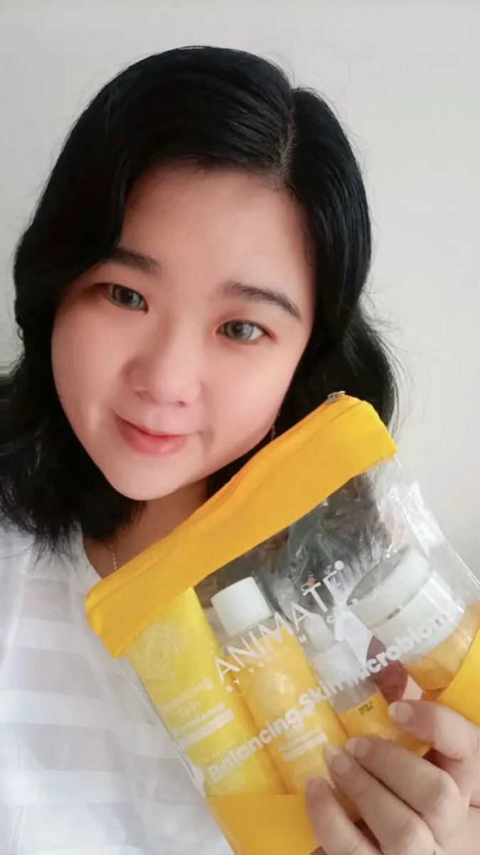 DianaRosalina's tweet photo. Buat yang kulitnya sensitif kaya aku, kalian wajib cobain ANIMATE Balancing Skin Microbiome ini ❤️ #SensitiveSolution #bedamasalahbedasolusi #cantikgaharusmahal #bpom #halal #hidupkancantimu https://t.co/9GJJrSVtJx