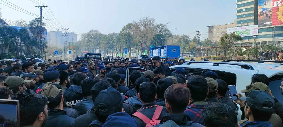 Zameer Maan tweet media