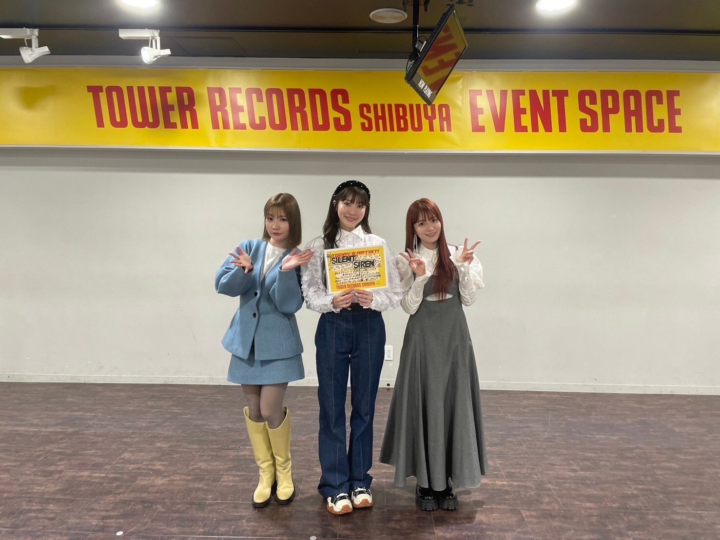 【詳細】山内あいな  Silent Siren コラボワンピース 詳細】山内あいな Silent Siren コラボワンピース