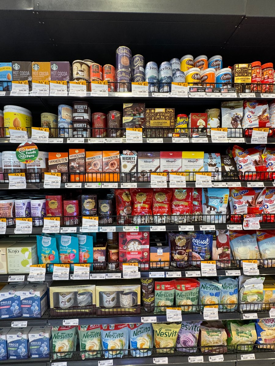 Waterlily555_'s tweet photo. Winくん付きのHershey's Let's Move
が購入できるかもしれないお店です‼️
(本日付の情報)
Where to find Hershey’s with Win ‼️
(Today’s info)
📍Gourmet Market, Emquartier G Floor
#HERSHEYSLetsMoveCocoa #HERSHEYSLetsMove #HERSHEYSLetsMoveLetsWin #winmetawin #WinHolidatefancon https://t.co/L0Dl9NHptq