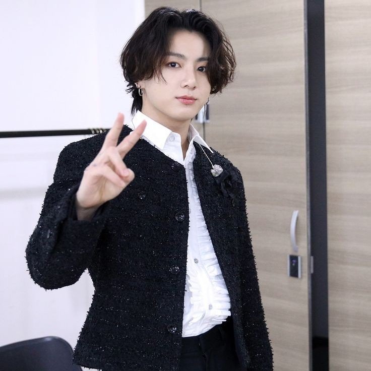 برای بالا بردن ارزش تجاری جونگکوک
ریپ+ریت بزنید

For방탄소년단정국JK #BTSJUNGKOOK #방탄소년단정국 #JK #정국