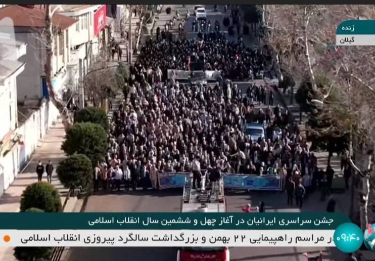 agha_rashti2's tweet photo. حضور گسترده مردم در راهپیمایی ۲۲ بهمن در رشت :))))))))))))) https://t.co/UsYcXyd8rs