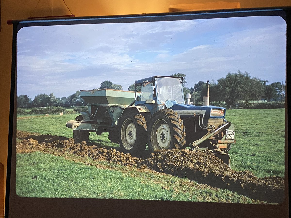Dad’s 75th birthday yesterday so we had a farm slideshow. He took us back to the late 60’s and early 70’s. Unloading clay land drains and putting them in. Check out the elms. He’s a great photographer and the image quality on the big screen was ace. 1/2 #vintagefarming