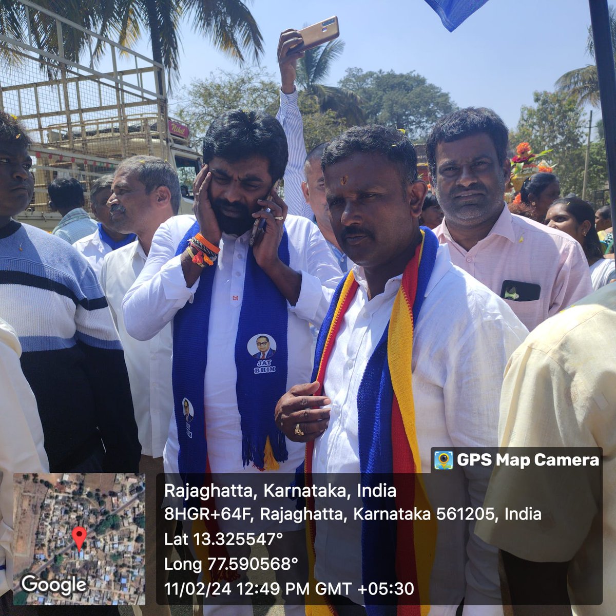 WelfareDd's tweet photo. ಮತ್ತು ಕಾರ್ಯಕ್ರಮದಲ್ಲಿ ಆಯೋಜನೆ ಮಾಡಲಾಗಿದ್ದ ವೇಷ ಭೂಷಣ ಸ್ಪರ್ಧೆಯಲ್ಲಿ ಭಾಗವಹಿಸಿದ್ದ ಎಲ್ಲಾ ಚಿನ್ನರಿಗೆ ಬಹುಮಾನಗಳನ್ನು ವಿತರಿಸಿದರು ಹಾಗೂ ರಂಗೋಲಿ ಸ್ಪರ್ಧೆಯಲ್ಲಿ ವಿಜೇತರಾದವರಿಗೂ ಸಹ ಬಹುಮಾನಗಳನ್ನು ವಿತರಿಸಿ ಶುಭ ಕೋರಿದರು. @SWDGoK @Captain_Mani72 @CMofKarnataka @CMahadevappa @ConstitutionGoK https://t.co/NuheH4FBYs