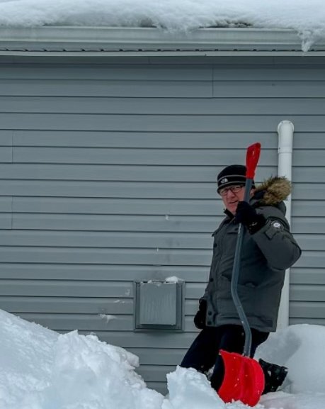 NSEmergency's tweet photo. Deputy Fire Marshal O’Brien reminds Nova Scotians to ensure chimney and appliance vents are clear from snow as soon as possible. This will help keep your home safe from carbon monoxide (CO) build up. CO has no smell and is invisible. https://t.co/XCz5sCKpsg