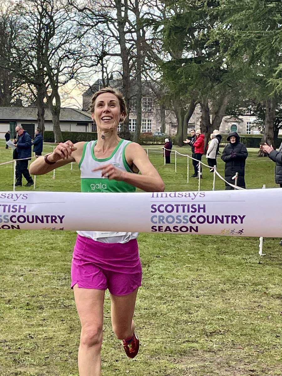 #7eamsim Carol Sim tweet media