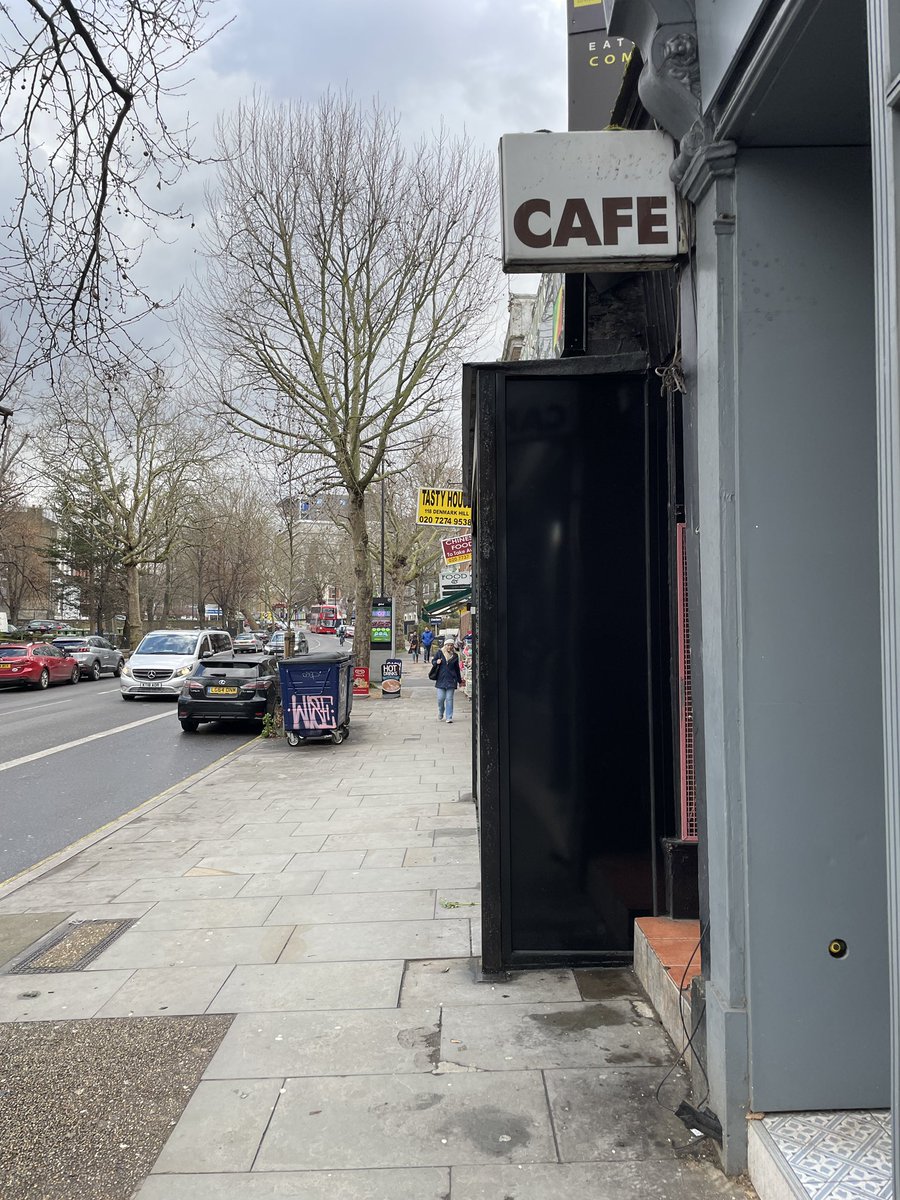 Victoria Constantine tweet media