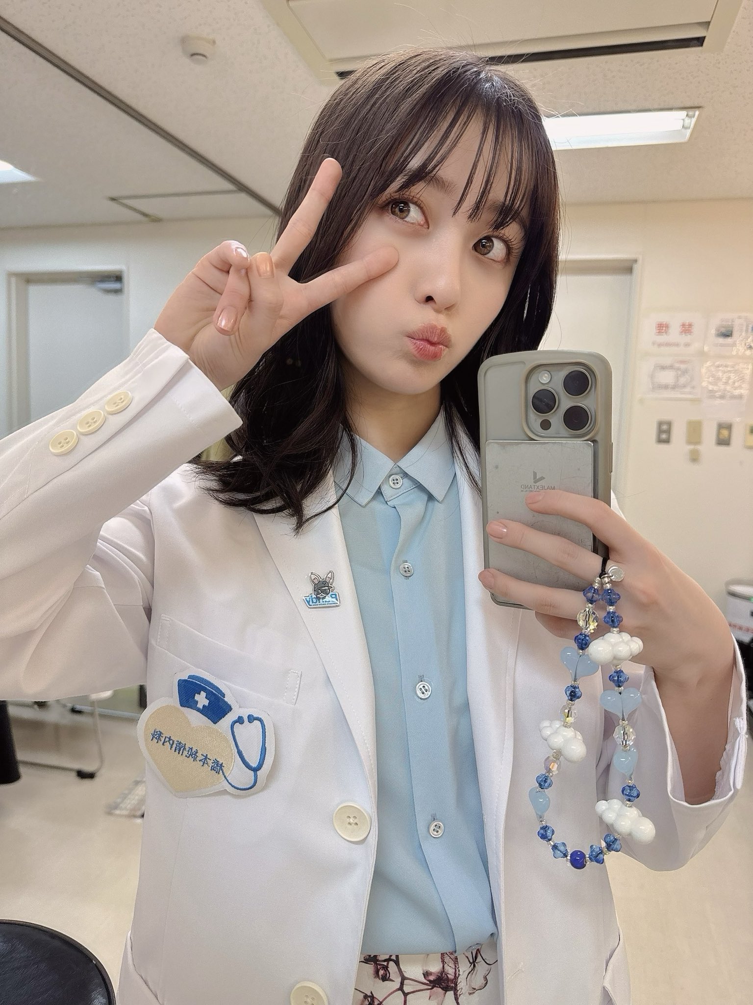 橋本環奈 院長回診!vol.6 会場限定グッズあり - メルカリ