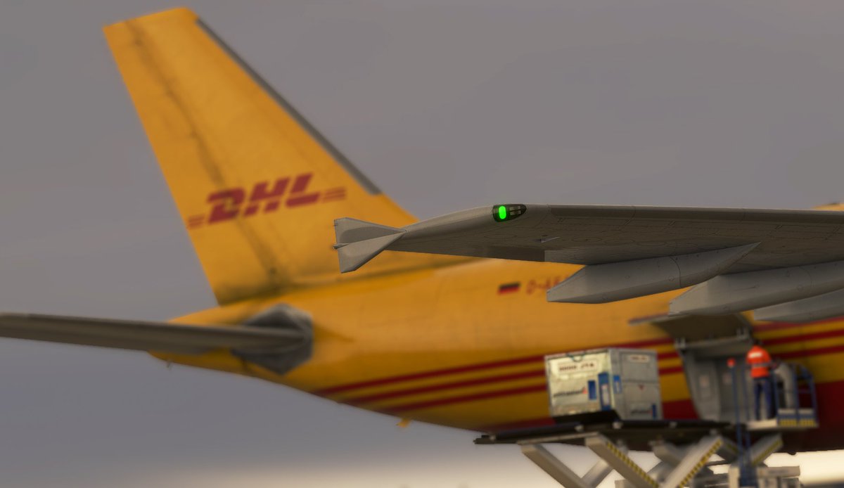 PilotFly04's tweet image. Arrived in CPH with a load of parcels 📦✈️ 

This aircraft is very addictive! Thanks again @iniBuilds! What a wonderful bird to fly 😁