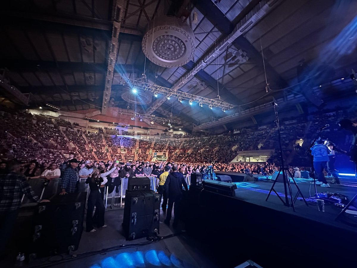 Vassarrr's tweet photo. Let’s! Go! 🫡 Biggest show so far, massive announcement tomorrow. 🥲 https://t.co/0Br0VZgb7w