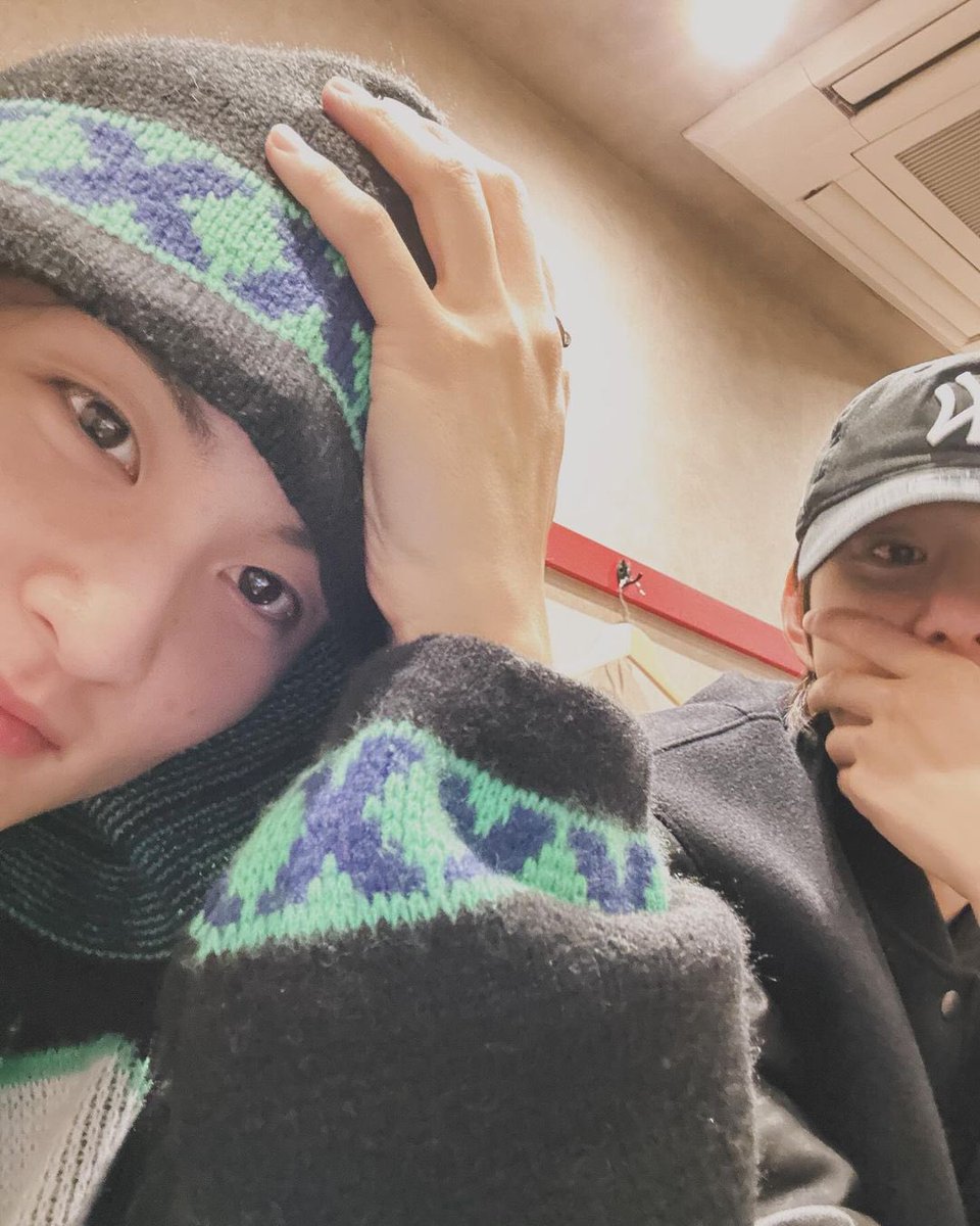 jungwooyy's tweet photo. ไอเหี้ยยยยยยยยนน จองม้าคหวานมาก ขอบคุณที่กลับมาคบกันนะ สาววายฟินมาก สมองไหลไปรวมกับหัวแม่ตีน กุจะบ้สาาาาา 😭😭😭🫶🏻🫶🏻🫶🏻 https://t.co/JLpQi2ErAd