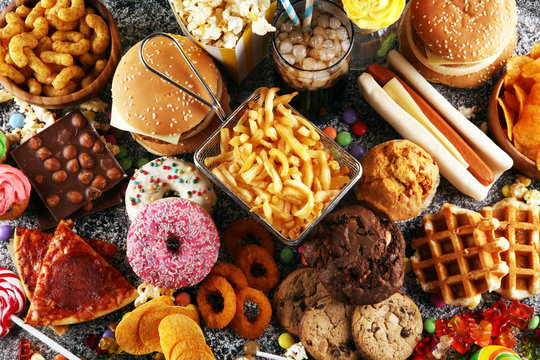 BernardoJeremy1's tweet photo. XRisqué: Les farturas tabassent tout ce qui ce mange. https://t.co/RvNpheyDF7