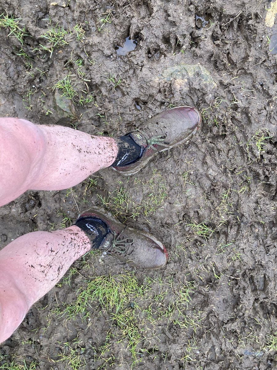 dtwchris's tweet photo. Weardale Way adventure today - mud, hills, snow and lots of water. Just my thing 👍 https://t.co/CKj4Cbr7mS