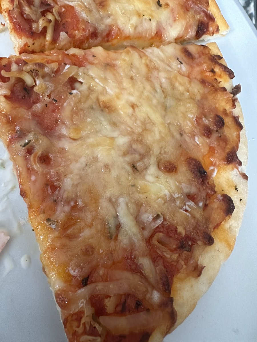 deejay_sharky's tweet photo. @marksandspencer utterly disgraced to have purchased a gluten free pizza within date to bring it home cooked it and it has mould on the pizza. 
@marksandspencer can we speak about this please. https://t.co/fl1N04j72S