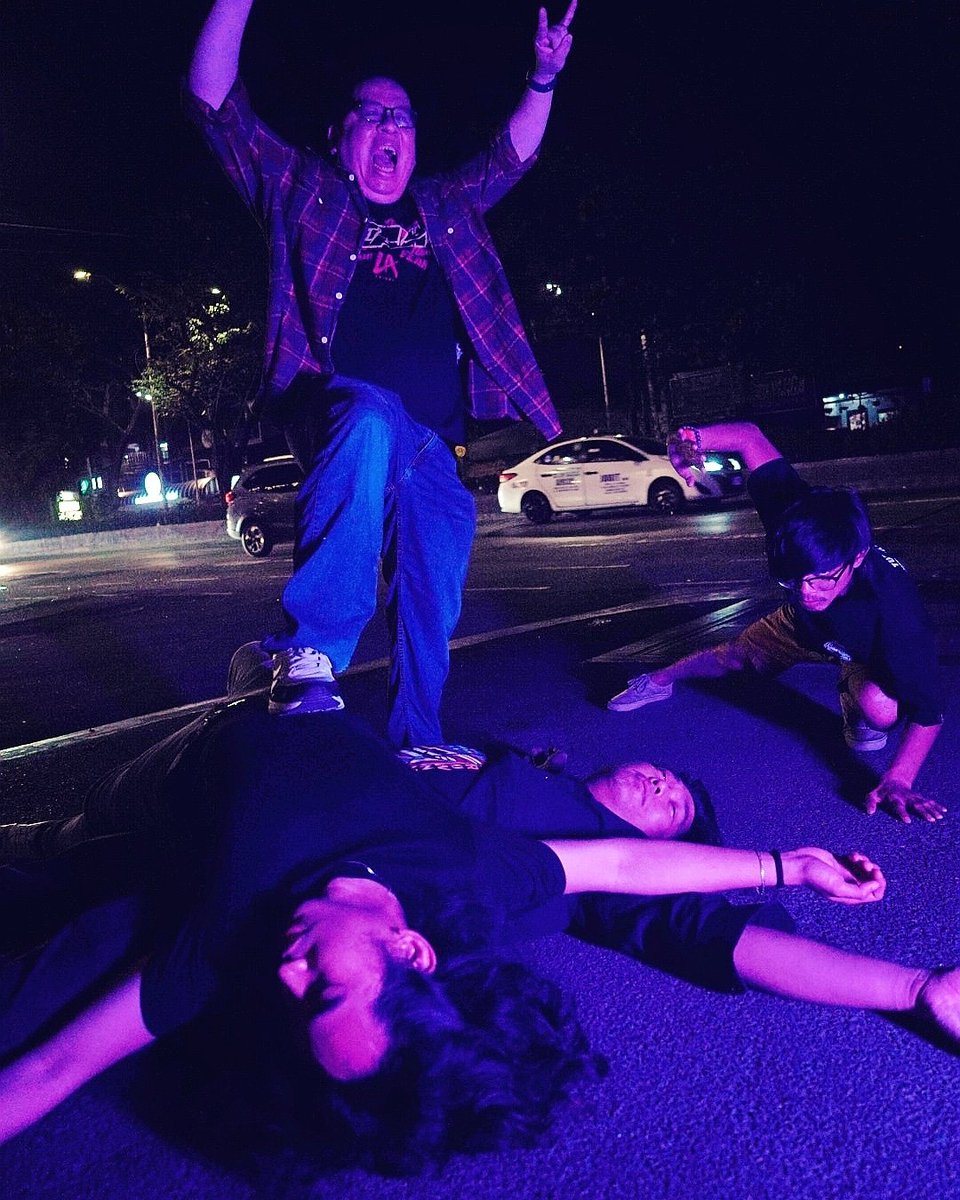 Sometimes, as a band, we do be like that.

Enzo with his <a href="/RealLAKnight/">LA Knight</a> shirt.
Migz with his <a href="/CodyRhodes/">Cody Rhodes</a> shirt.

Road to Wrestlemania time!