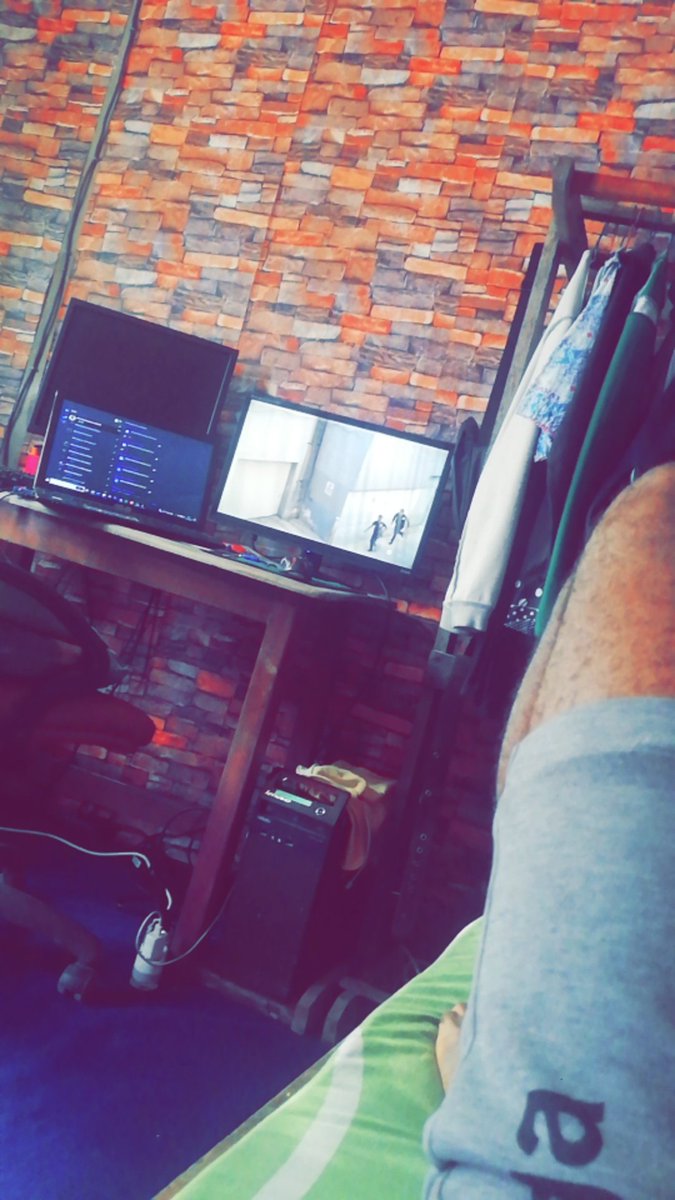 Bonne fête de la jeunesse 🎉

Qu'est ce que vous faites aujourd'hui ? Moi j'ai une série à terminer 🤧