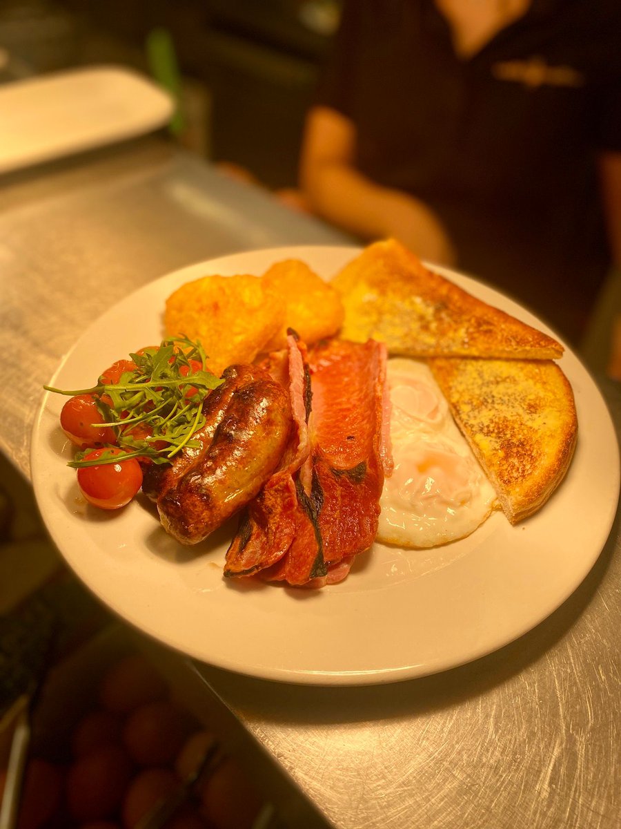 Café Papillon on Oxted's Station Road West is a well known destination for legendary breakfasts, lunches, brunches and coffee catch-ups. But did you know its owner and chef, Steve Chamberlain is also an international, multi-medal-winning judo champion?! loveoxted.co.uk/cafe-papillon-…