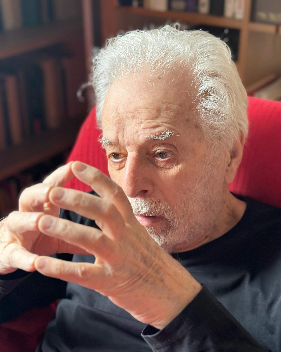 Hoy es domingo, para muchos un día de descanso.
¿Descansar de que? 
Descansar de la gimnasia cerebral que se nos presenta cada día como algo misterioso que llamamos la Verdad. 
Ilusión infantil. Solo podemos conocer algunos caminos que parecen conducir a la Verdad, pero esa