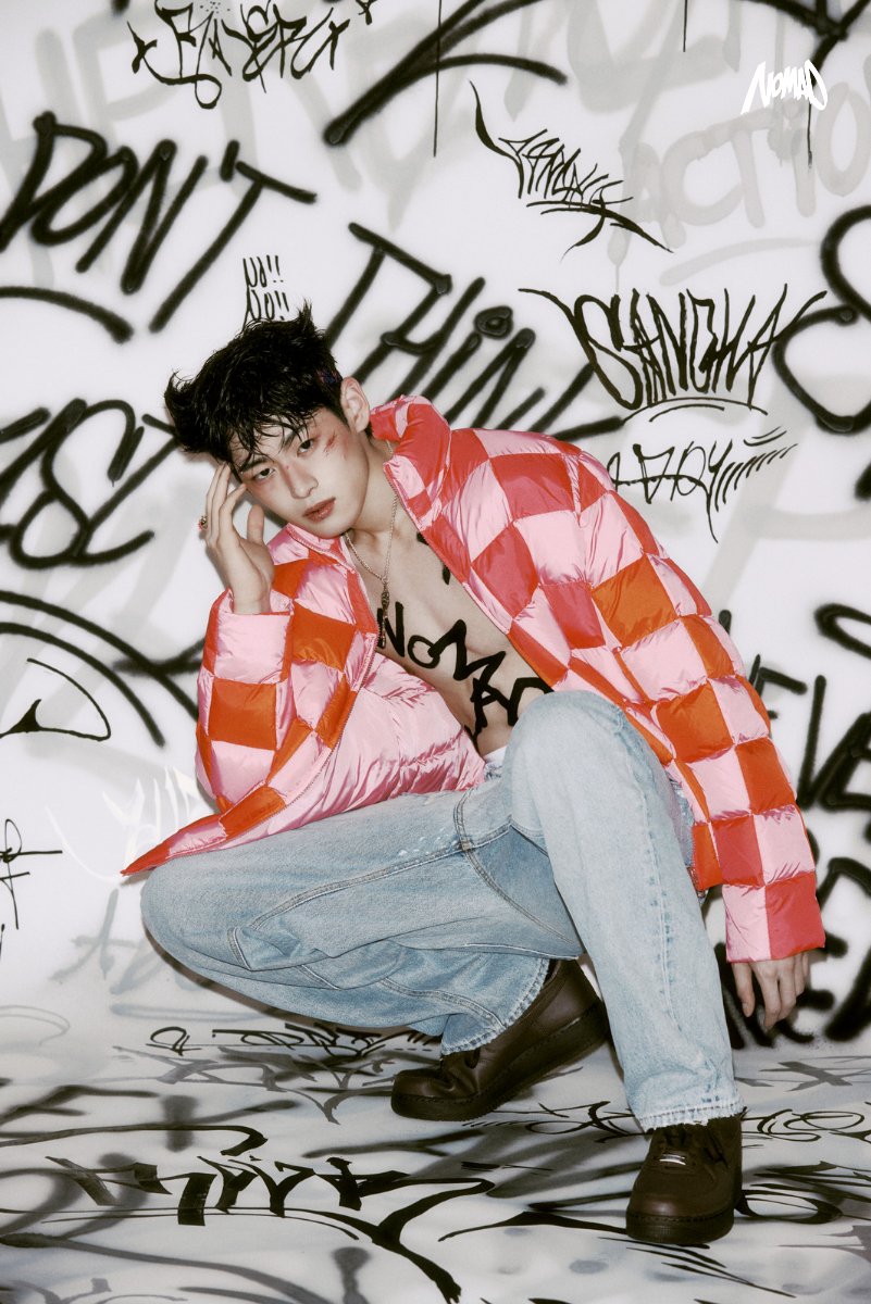 GGDJ08vbcAAHrCY?format=jpg&name=medium