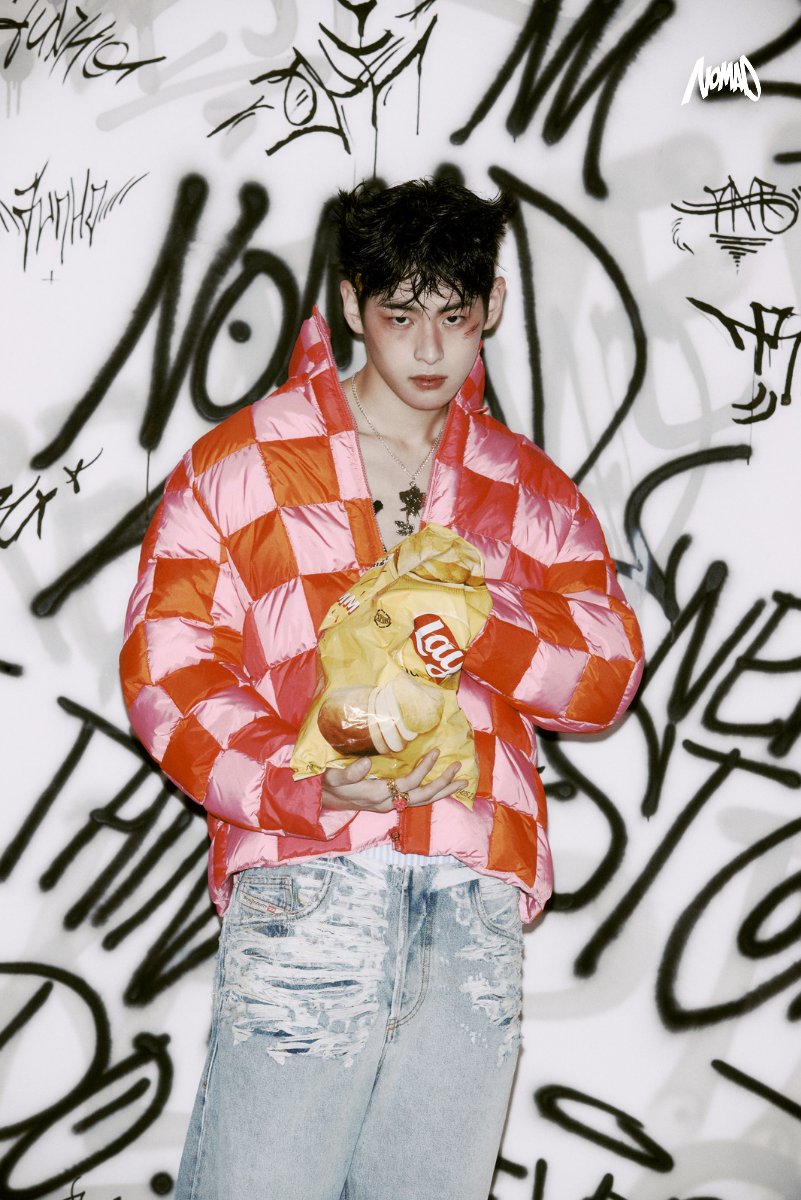NOMAD_is_here's tweet photo. NOMAD 노매드 1st EP <NOMAD>
CONCEPT PHOTO 2 #JUNHO 

2024.02.28 WED 6PM (KST) 
1st EP <NOMAD> RELEASE

#NOMAD #노매드
#DOY #SANGHA #ONE #RIVR #JUNHO
#도의 #상하 #원 #리버 #준호 https://t.co/tOu3kqRqeO