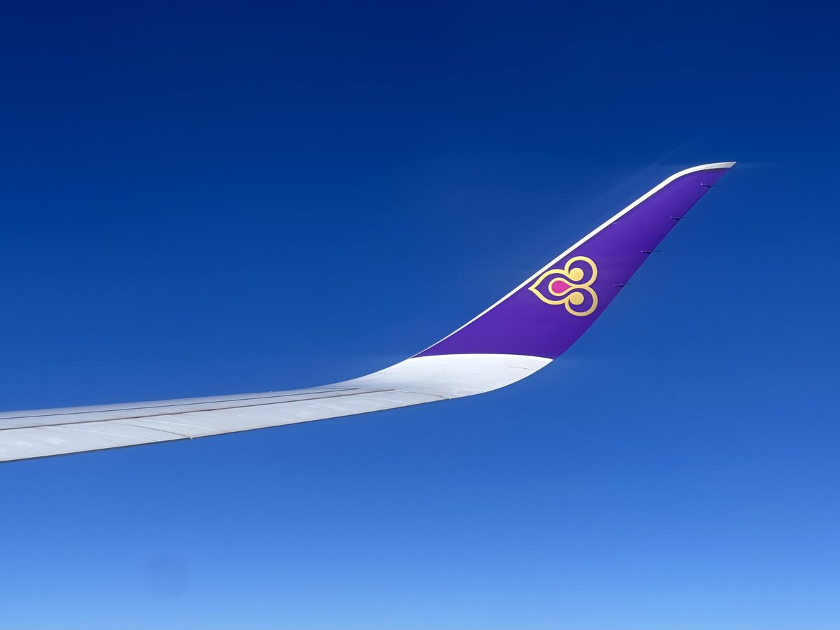 TodaysFlight's tweet photo. In 6 hours from 0°C to 31°C. Smooth as silk.
And with the sleekest wingtip of all.
#ICN #BKK #TG657 #A359 #avgeek https://t.co/n1gd0Y5rjo