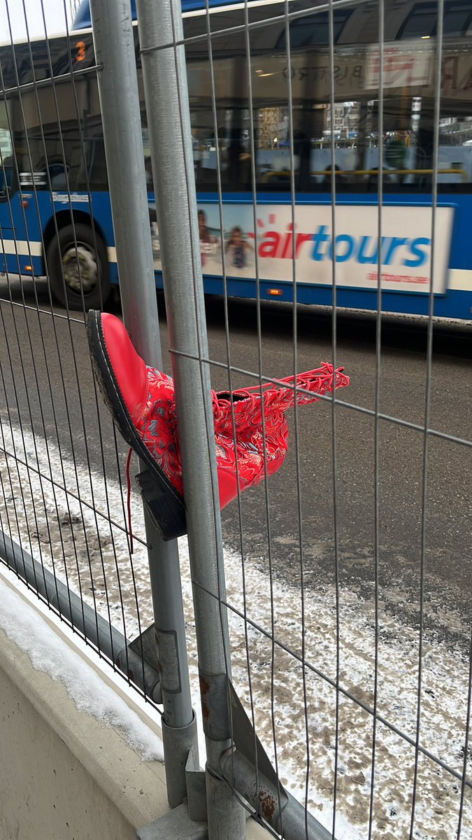 Oisín Cantwell tweet media