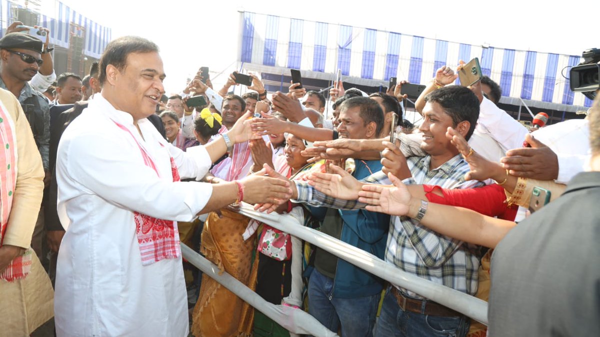 himantabiswa's tweet photo. In my address to the 93rd Session of the Srimanta Sankardeva Sangha, I recollected the rich legacy of this great organisation in spreading the fragrance of Gurujona’s teachings far and wide  through its dedicated network of over 40 lakh volunteers.

Our Government is leaving no stone unturned to complement the Sangha’s founding objectives. The expansion of Borduwa Than, establishing of Srimanta Sankardev Chair at Jawaharlal Nehru University, Delhi are some of the major efforts we are undertaking to create a national awareness on the life and thoughts of Assam’s greatest Saint.