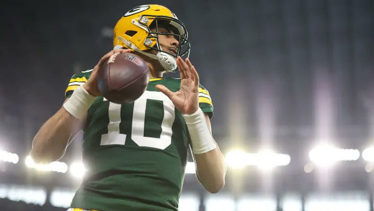 ShowtymeZack's tweet photo. Don’t let the Super Bowl distract you from the fact that Jordan Love is the best QB in the NFC North 

#GoPackGo https://t.co/VALnVnb1V4