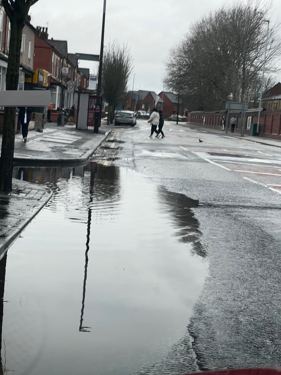dnagarjunreddy's tweet photo. @SalfordCouncil at Littleton Road, specifically at the roundabout entrance. A water pool is breeding always when it rains and doenst drain, and there's also a pothole that poses a risk to drivers and pedestrians alike. Could you please address this matter urgently? https://t.co/dqJ30DSy6e