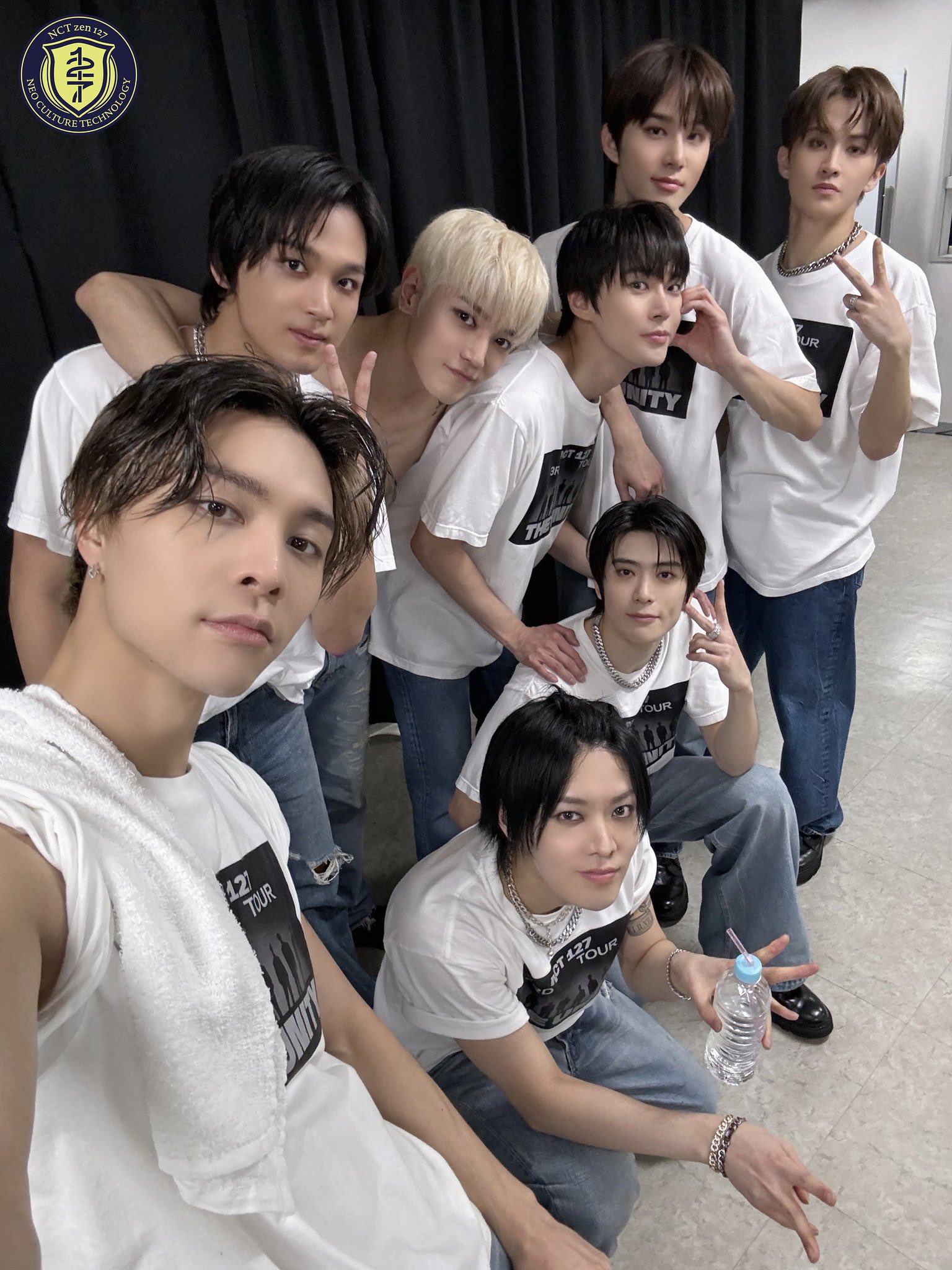 NCT サンリオ　指パペット　ジェヒョン　재현　Jaehyun NCT127 Jaehyun 2 Baddies Sanrio Plush Puppet BIG Cushion MIP
