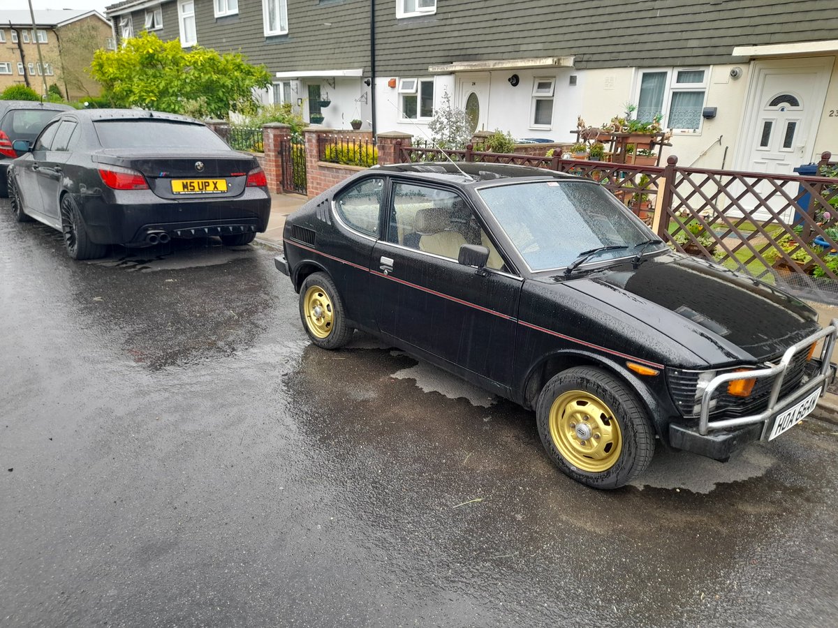 vulpyfox's tweet photo. @TrinityGFrancis @IconicAuc @ClassicCars_Mag @SGMWupdates @SuzukiPress Mines one of them ^.^ https://t.co/daPSvxmgqZ