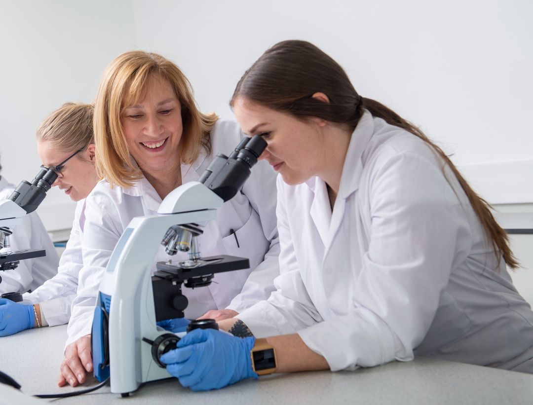 UWS (@uniwestscotland) on Twitter photo Today is <a href="/WomenScienceDay/">Women in Science Day</a> 🧪
We are celebrating all #WomenInScience at UWS today, including our staff and students 👩🔬🏃♀️
Read more about about these inspiring members of the UWS community 👇
uws.ac.uk/news/internati… Today is <a href="/WomenScienceDay/">Women in Science Day</a> 🧪
We are celebrating all #WomenInScience at UWS today, including our staff and students 👩🔬🏃♀️
Read more about about these inspiring members of the UWS community 👇
uws.ac.uk/news/internati…