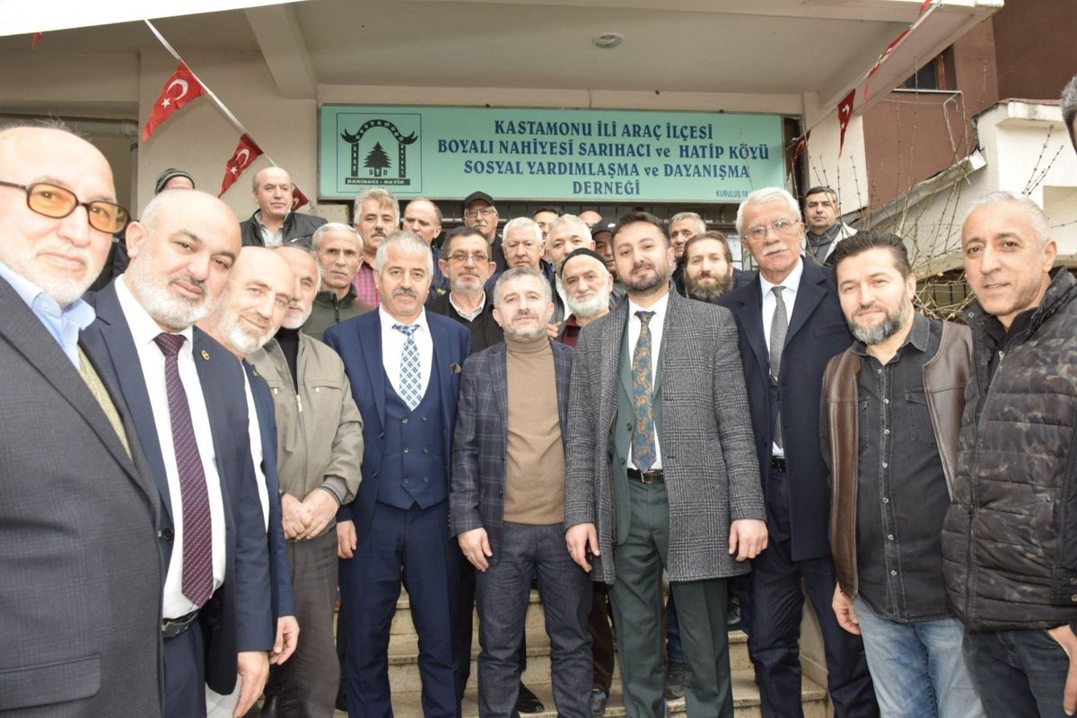 Belediye başkanı adayımız <a href="/naimyagci_/">Av. Mustafa Naim Yağcı</a> Kastamonu Araç İlçesi Boyalı Nahiyesi Sarıhacı ve Hatip köyü sosyal yardımlaşma ve dayanışma derneğini ziyaret etti.
#birlikteAtasehir
<a href="/burakcifci34/">Burak ÇİFCİ</a>