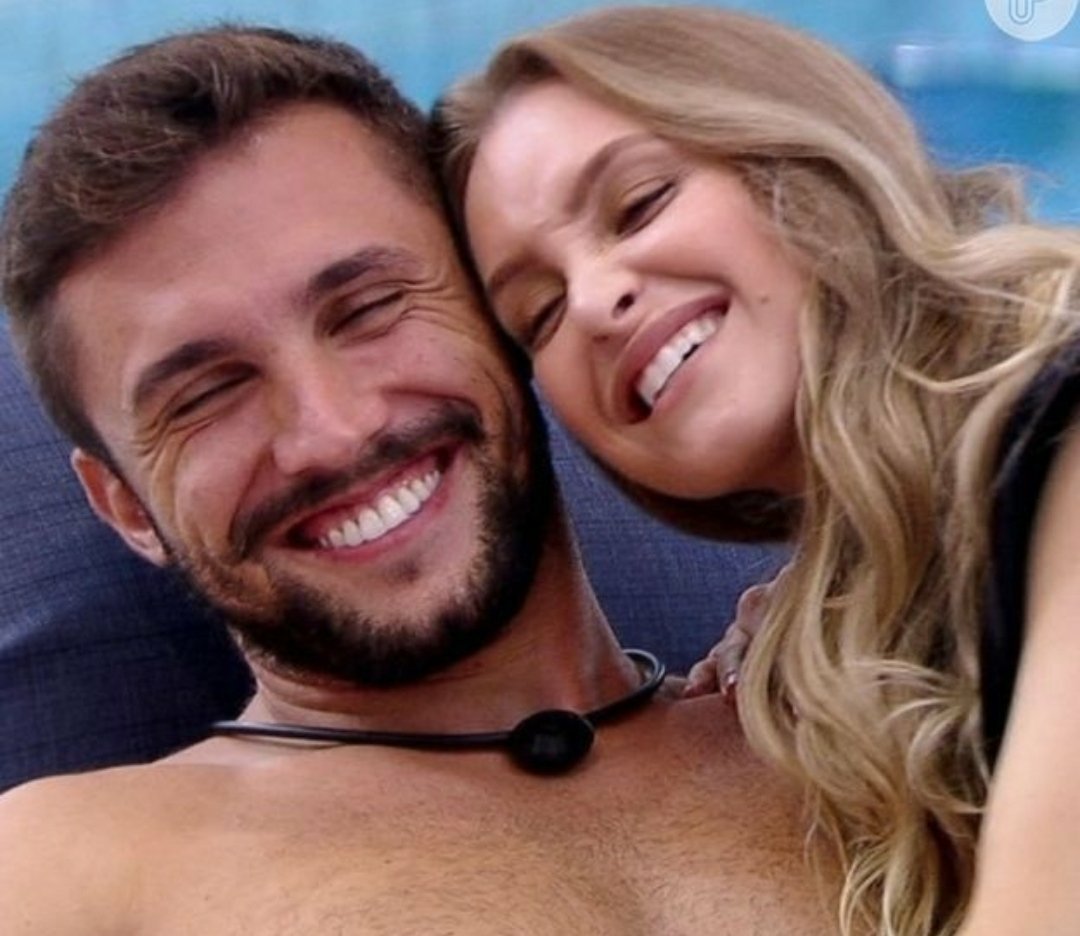 CristinaMotaPe1's tweet photo. 3 anos do primeiro beijo deles ❤️
3 anos de Carthur 🥁
3 anos que estamos aqui, por eles 🫶

Feliz Carthur Day. https://t.co/bqCYkOcti2