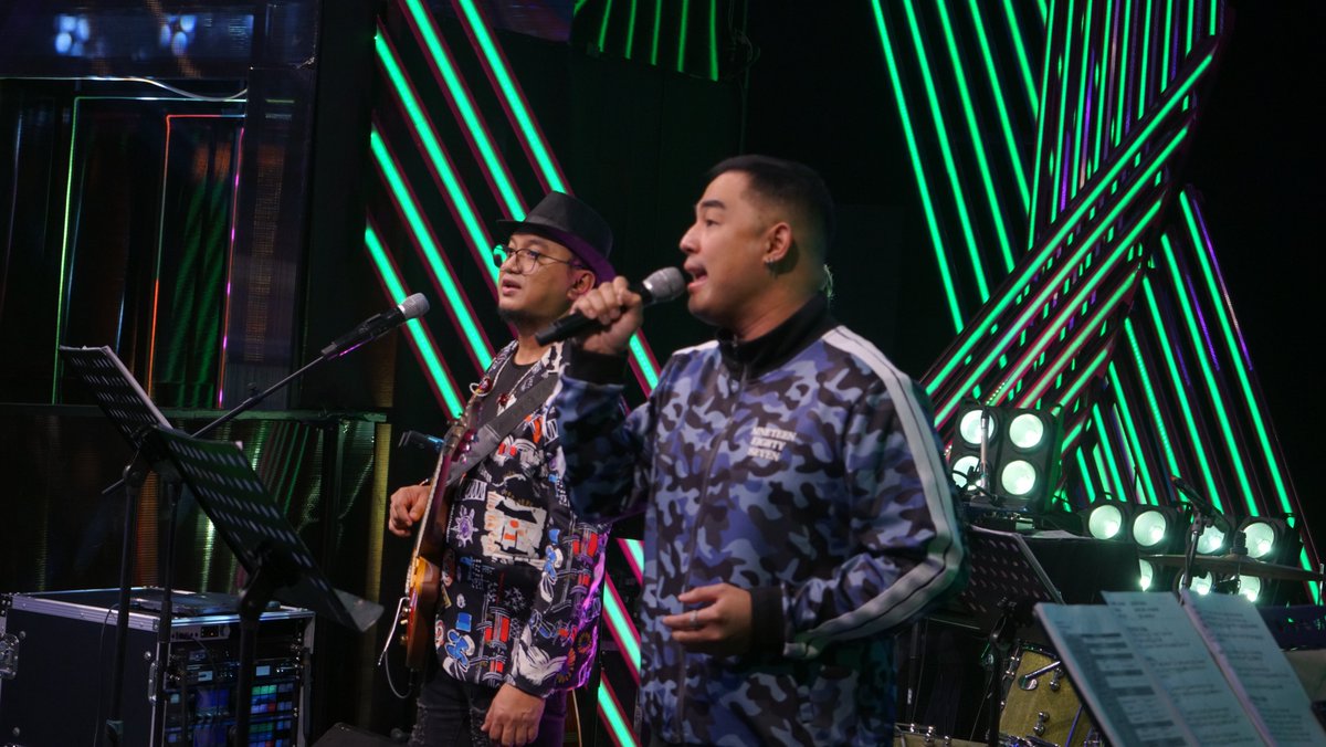 Welcome back to Everybody Sing, JED MADELA!

#EverybodySingSeller
📺WHERE TO WATCH #EverybodySingPH
🎤 Kapamilya Channel, A2Z, TV5, KOL| 7:15PM SAT &amp; 7PM SUN