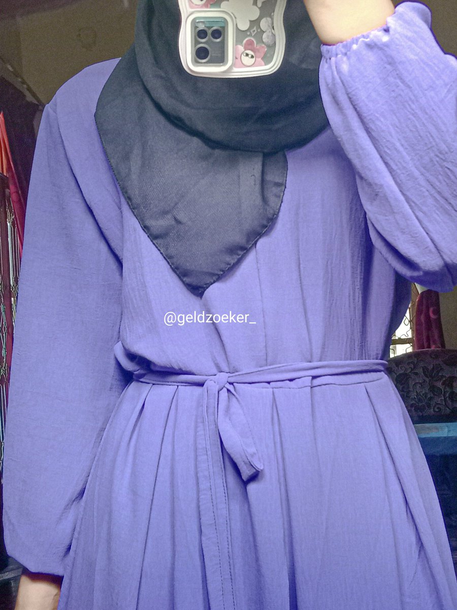geldzoeker_'s tweet photo. 🍒 Nemu gamis cantikk 💐😍 

Modelnya simpel, keliatan elegan pas dipake. Harganya affordable wajib punya 🌸. Nyaman banget dipake, ringan dan ngak bikin gerah, pilihan warnanya juga banyakk. 
❖ 50/160 ambil size XL yaa gaperlu rombak, belinya disini👇🏻
🛒 https://t.co/29WqcEhSlR https://t.co/DzVk54bqwr