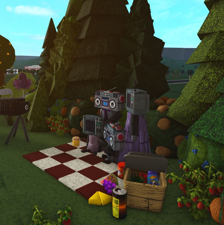 zeddocloud's tweet photo. I deleted orig post by accident 😭
Here's some parts of my build for the comp: from meeting a girl  to starting a family (engagement time stamp is not shown)
#evolutionbuildbattle #bloxburg #bolxburgbuilds #Roblox https://t.co/gSwZI886d8