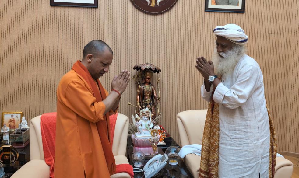 SadhguruJV's tweet photo. Shri Yogi Adityanath ji's vision and leadership are steering Uttar Pradesh towards becoming an epitome of development and culture. His dynamism and dedication to people’s wellbeing is truly commendable. -Sg
@myogiadityanath https://t.co/SRUAeco46H