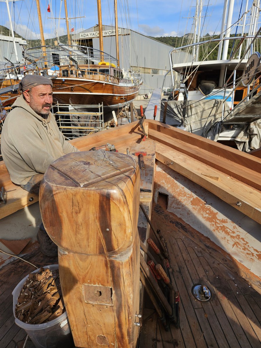 Guldenirmak's tweet photo. Lots of maintenance work on the ships at a local shipyard https://t.co/TeKSgudIWI