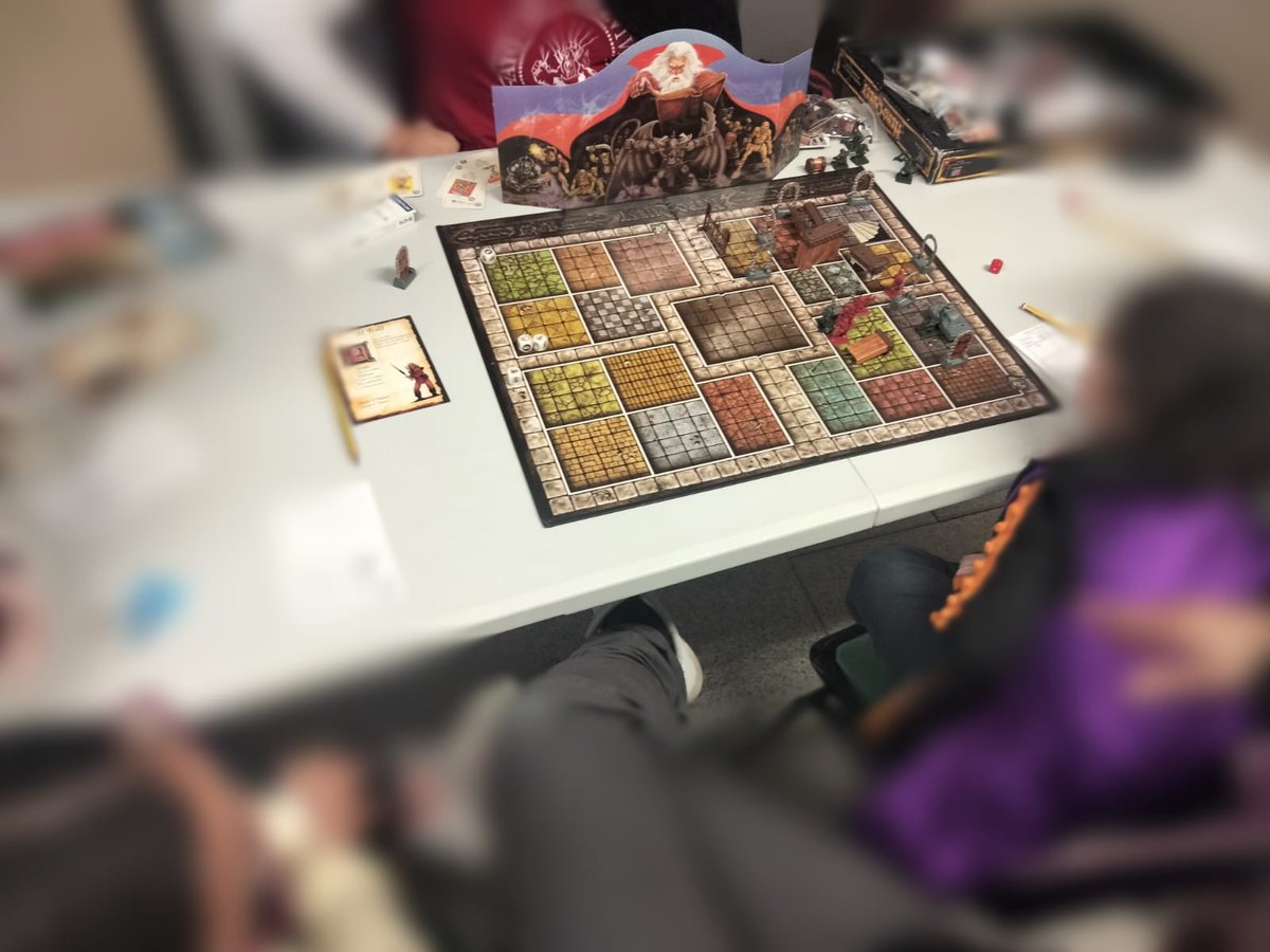 MisticosArkat's tweet photo. Llenazo ayer en nuestro especial de mazmorreo, 3 partidas simultáneas de Heroquest clásico, una de Mice &amp; Mystics y demostración de Aventureros del bosque de nuestros amigos de @Tranjisgames . Habrá que prepar otra para la  gente que se quedó fuera, no? 🥲 https://t.co/BZG9iDbDFw