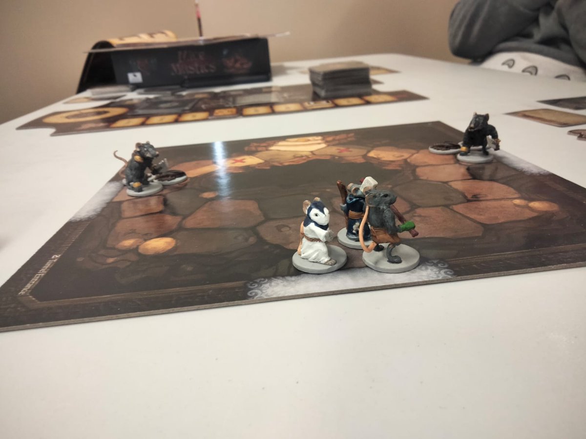 MisticosArkat's tweet photo. Llenazo ayer en nuestro especial de mazmorreo, 3 partidas simultáneas de Heroquest clásico, una de Mice &amp; Mystics y demostración de Aventureros del bosque de nuestros amigos de @Tranjisgames . Habrá que prepar otra para la  gente que se quedó fuera, no? 🥲 https://t.co/BZG9iDbDFw