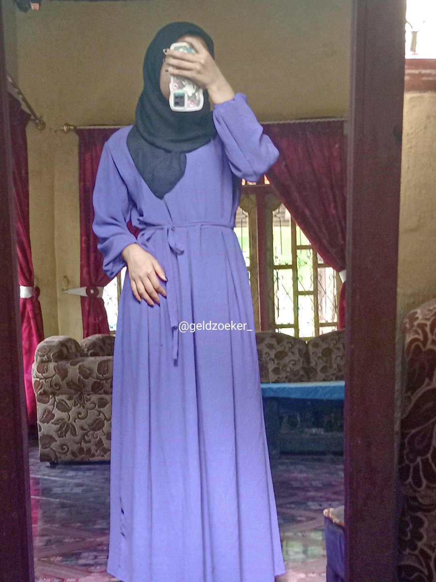 geldzoeker_'s tweet photo. 🍒 Nemu gamis cantikk 💐😍 

Modelnya simpel, keliatan elegan pas dipake. Harganya affordable wajib punya 🌸. Nyaman banget dipake, ringan dan ngak bikin gerah, pilihan warnanya juga banyakk. 
❖ 50/160 ambil size XL yaa gaperlu rombak, belinya disini👇🏻
🛒 https://t.co/29WqcEhSlR https://t.co/DzVk54bqwr