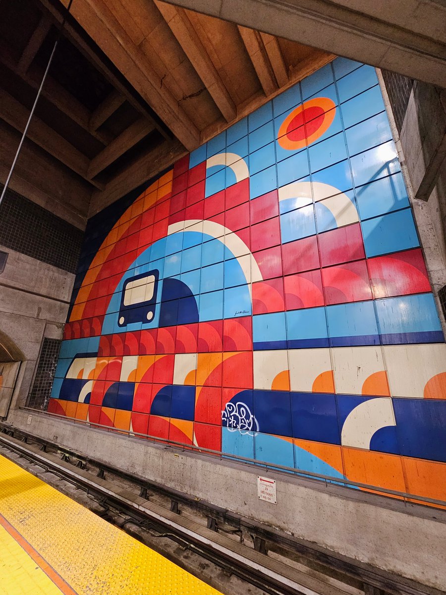 Comrade MetroBunny 🚇🐇 tweet media