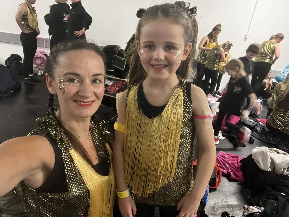 nursejules82's tweet photo. Rosie (and mummy) performed at the NEC this weekend in the tattoo festival, great experience @CroxbyPrimary @EmpireDanceHull https://t.co/VG35H6U0uR